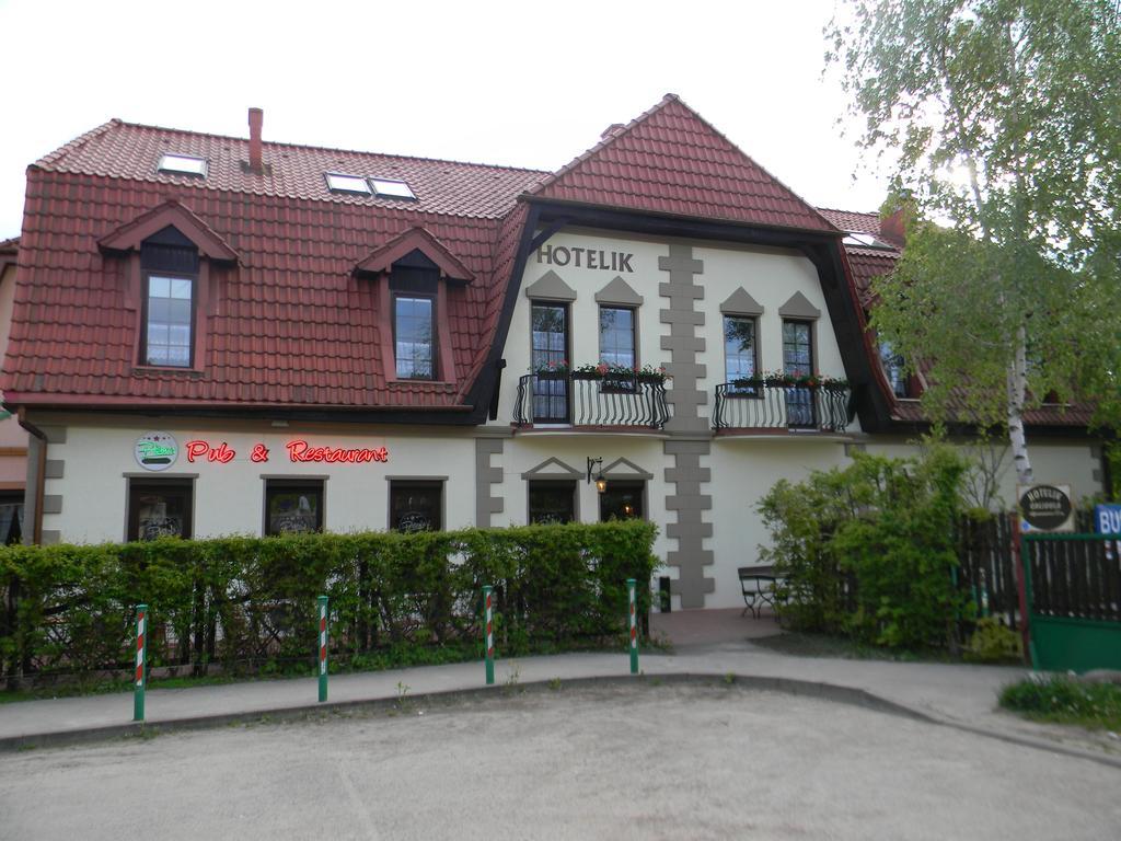 Prohibicja Peter's Pub Motel Mikolajki Bagian luar foto