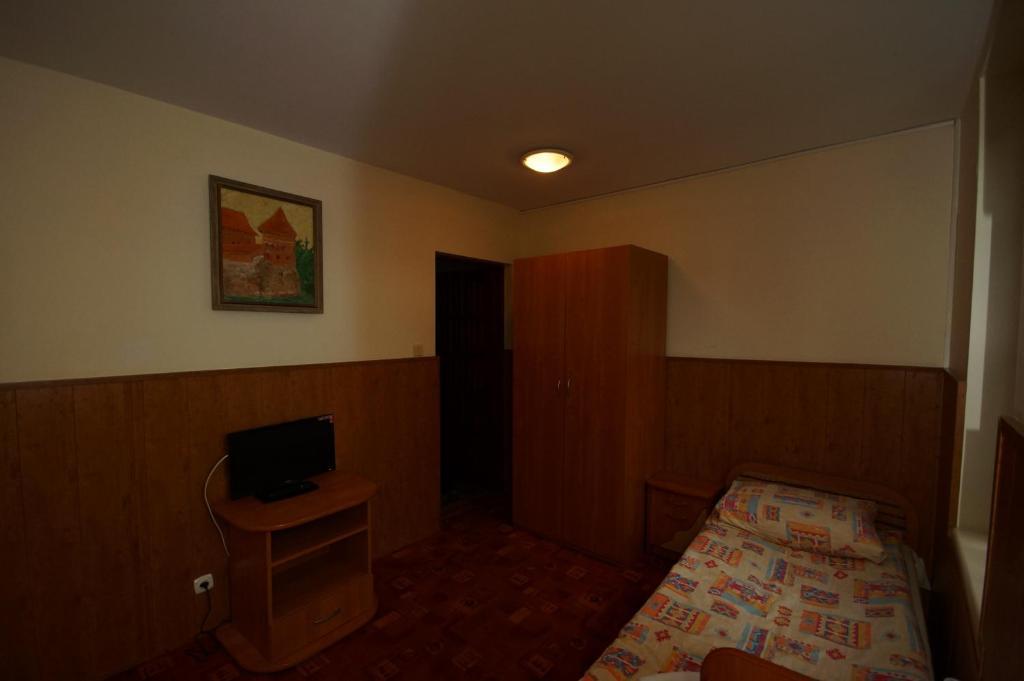 Prohibicja Peter's Pub Motel Mikolajki Bagian luar foto